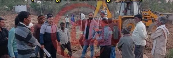 Police and revenue staff present during encroachment removal in Reethi area.