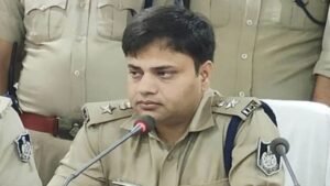 SP Katni Abhijeet Kumar Ranjan delivering Republic Day greetings with a message on peace and safety
