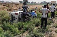 Overturned vehicle of Deputy Collector after road accident in Morena while saving an elderly man
