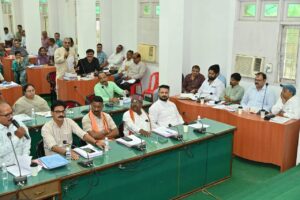 Katni Municipal Council members debating budget issues in a heated session