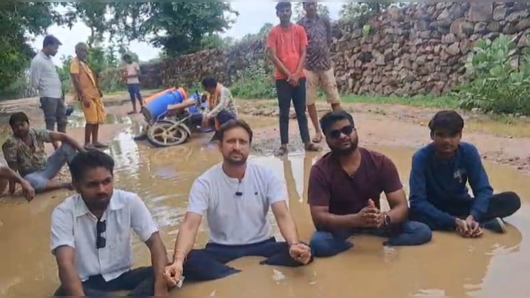 mpsamwad.com Chhatarpur Road Protest