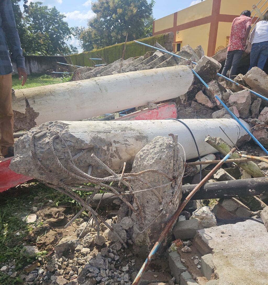Collapsed water tank in Balaghat exposing corruption under Jal Jeevan Mission construction