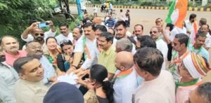 Congress protest in Katni against attack on Jitu Patwari, leaders submit memorandum demanding arrest, accuse BJP of protecting drug mafia