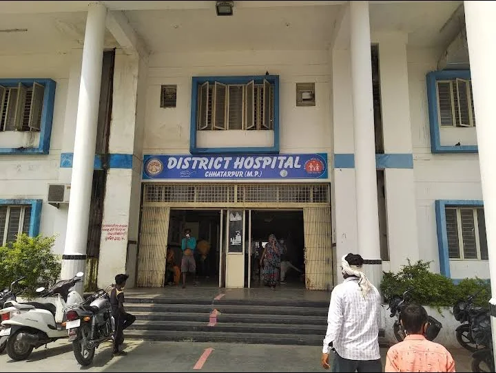 Rats Infesting Chhatarpur Hospital mpsamwad.com