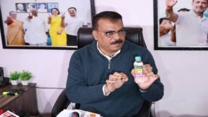 Indore residents protest over poisoned drinking water as Umang Singhar questions Swachh City ranking